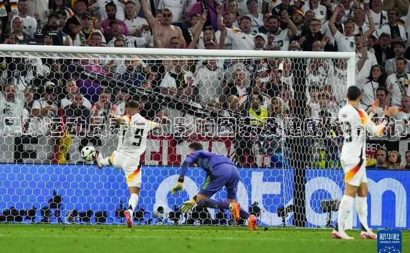 杏盛注册登录官网京东足球运动员寿命的影响因素及健康保障探讨