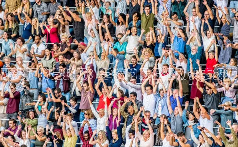 阳光下的竞技场：学校的田径运动赛事报道